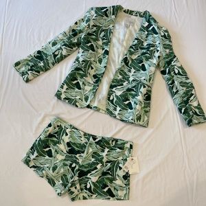 Joie palm leaf shorts - size 10 NWT never worn